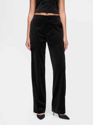 Gap High Rise Velvet Straight Pants in Black