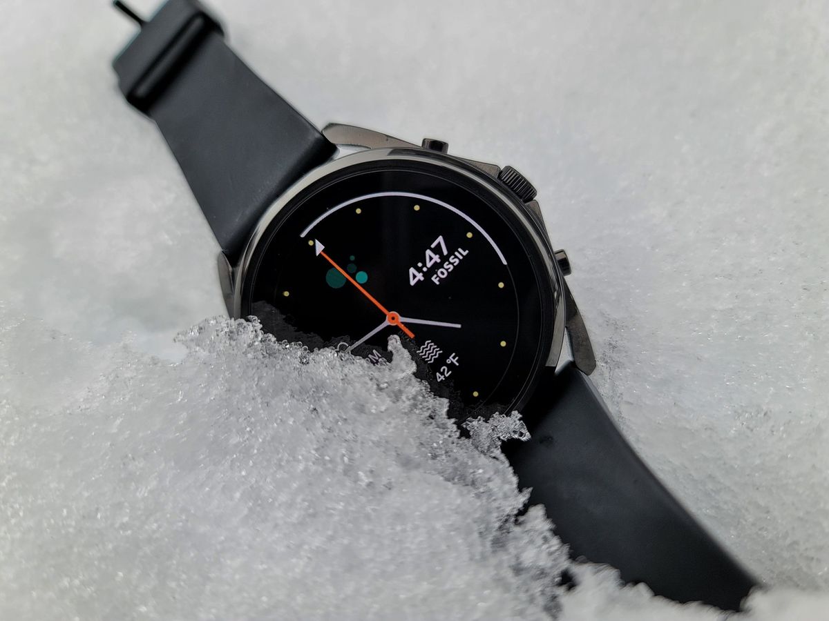 Fossil Gen 5 LTE review: The best LTE smartwatch? - Android Authority