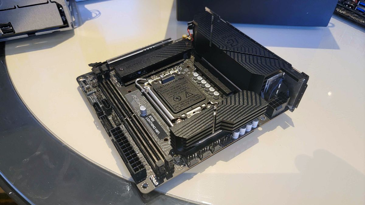 ASRock's 200 MiniITX motherboard to support Intel Core i914900K
