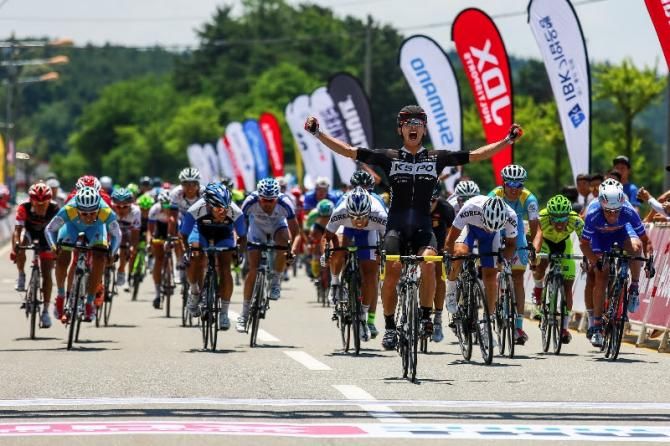 Park Sungbaek (KSPO) wins the final stage of the 2014 Tour de Korea