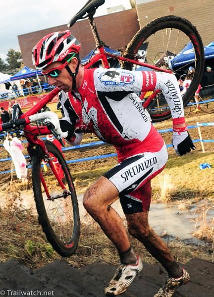 Todd Wells (Specialized) chasing the leaders on lap one.
