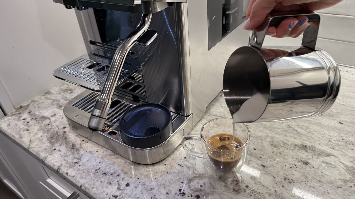 Ninja AutoBarista Pro espresso and milk drinks