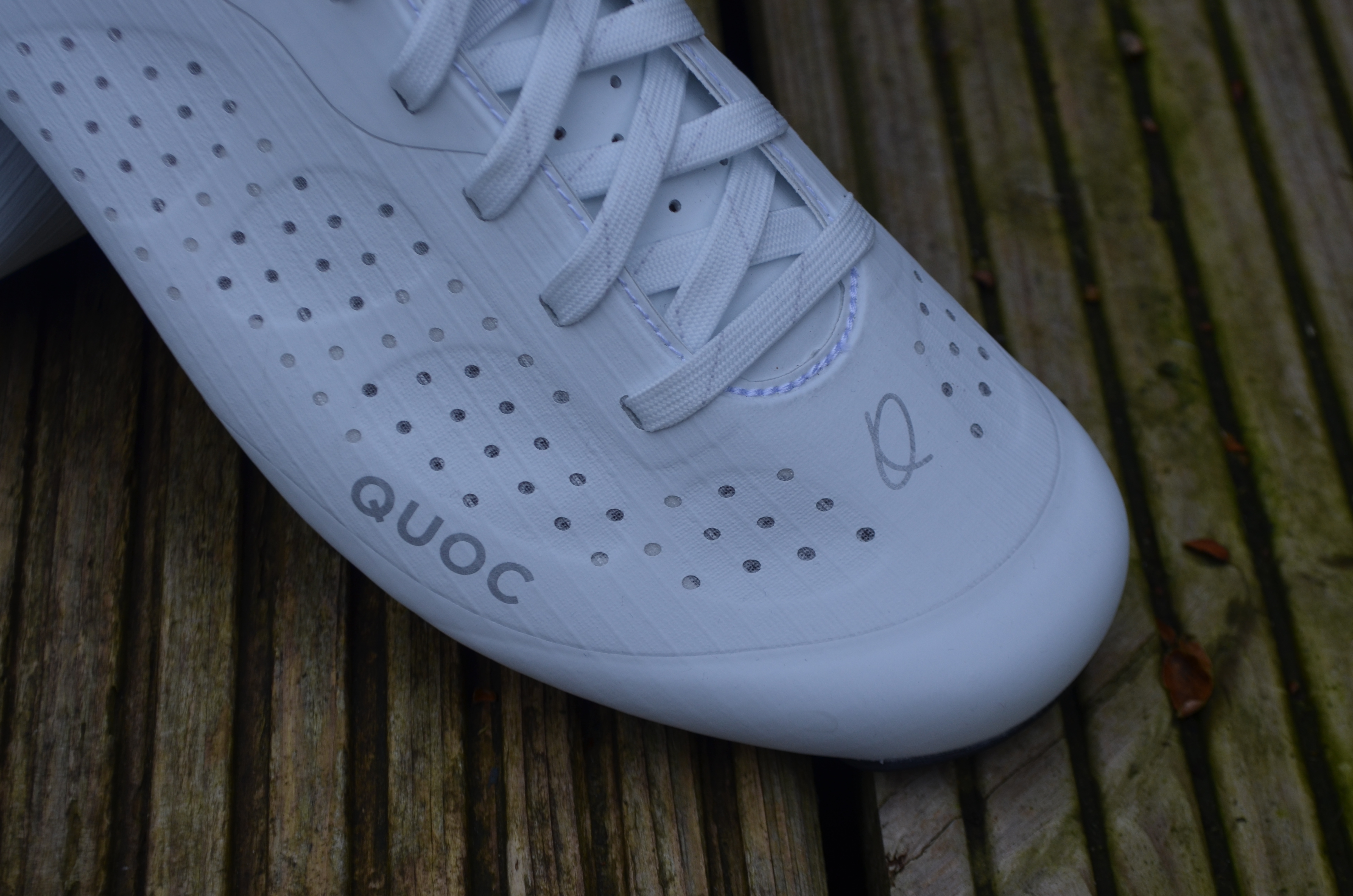 QUOC M Pro Lace