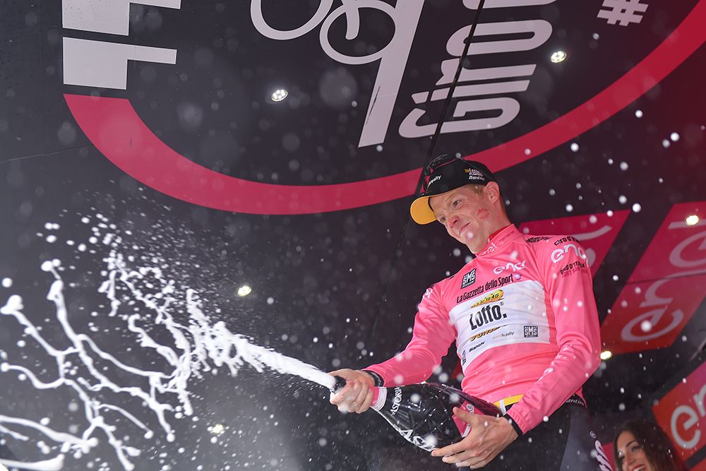Steven Kruijswijk (LottoNl-Jumbo) in the maglia rosa