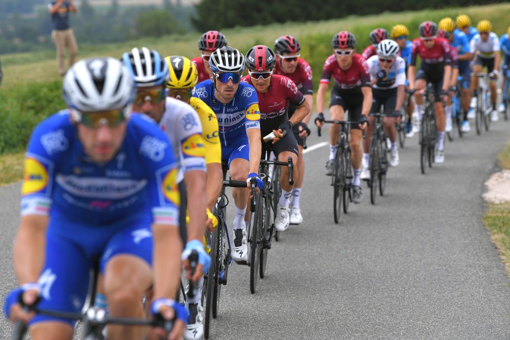 Deceuninck-QuickStep and Team Ineos lead the peloton