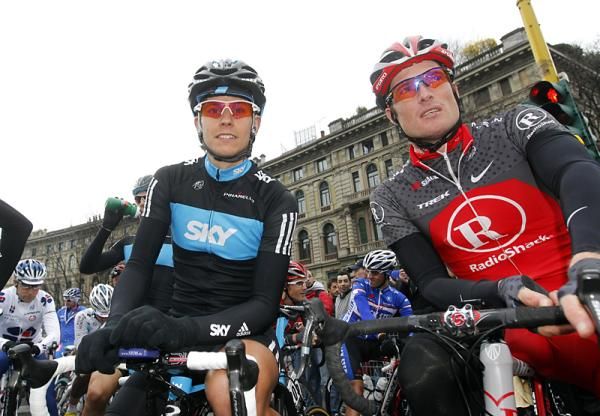 Riders chat before the start