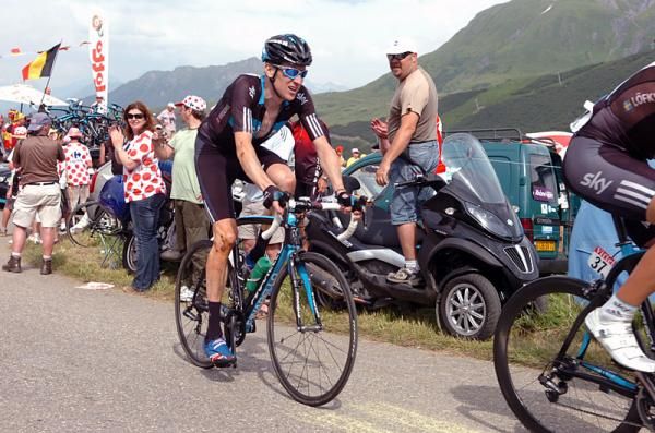 Bradley Wiggins (Sky) finished 30th on stage 9, nearly five minutes down on stage winner Sandy Casar.
