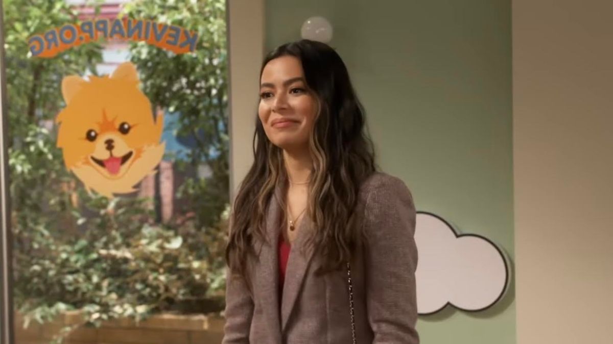 Lesbian Sex Miranda Cosgrove - Why Miranda Cosgrove Finally Said Yes To An iCarly Reboot On Paramount+ |  Cinemablend