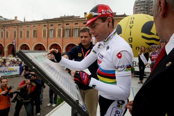 World Champion Cadel Evans (Silence-Lotto) before the Giro dell'Emilia in Italy.