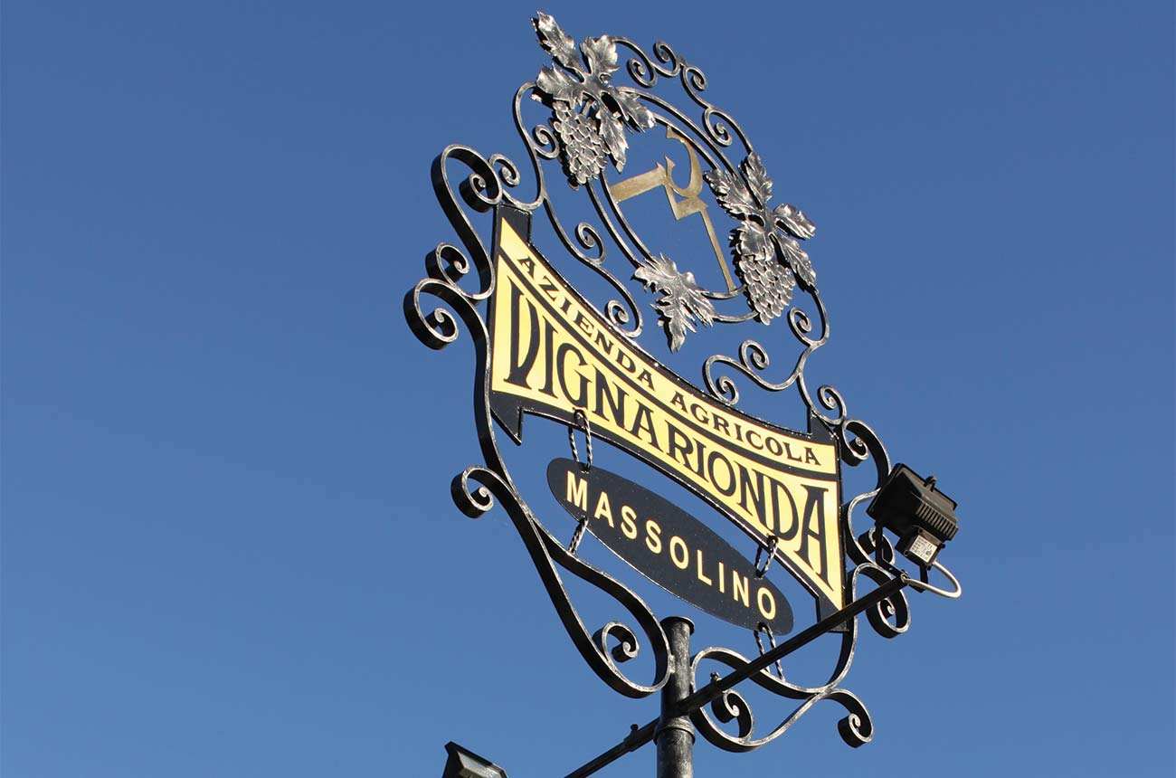 DES258.feature3barolo.signage.jpg