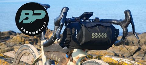 MAAP x Apidura Handlebar Pack with a Bike Perfect recommends badge
