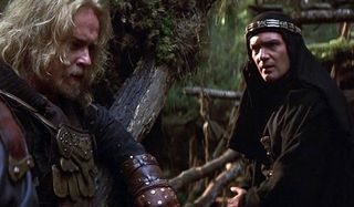The 13th Warrior Antonio Banderas talking with a viking in the woods