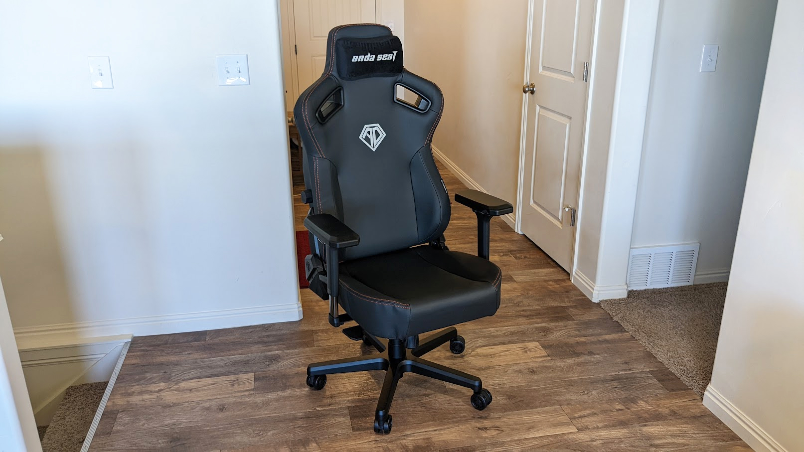 Gtracing gaming discount chair vs respawn