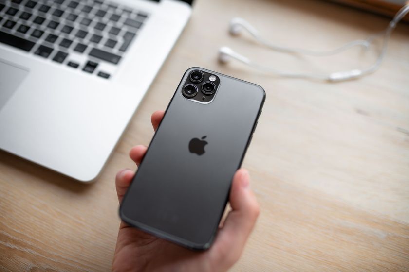 Apple iPhone 11 