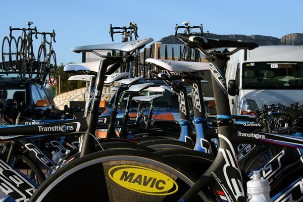 A fleet of Felts awaits the Garmin-Transitions riders.
