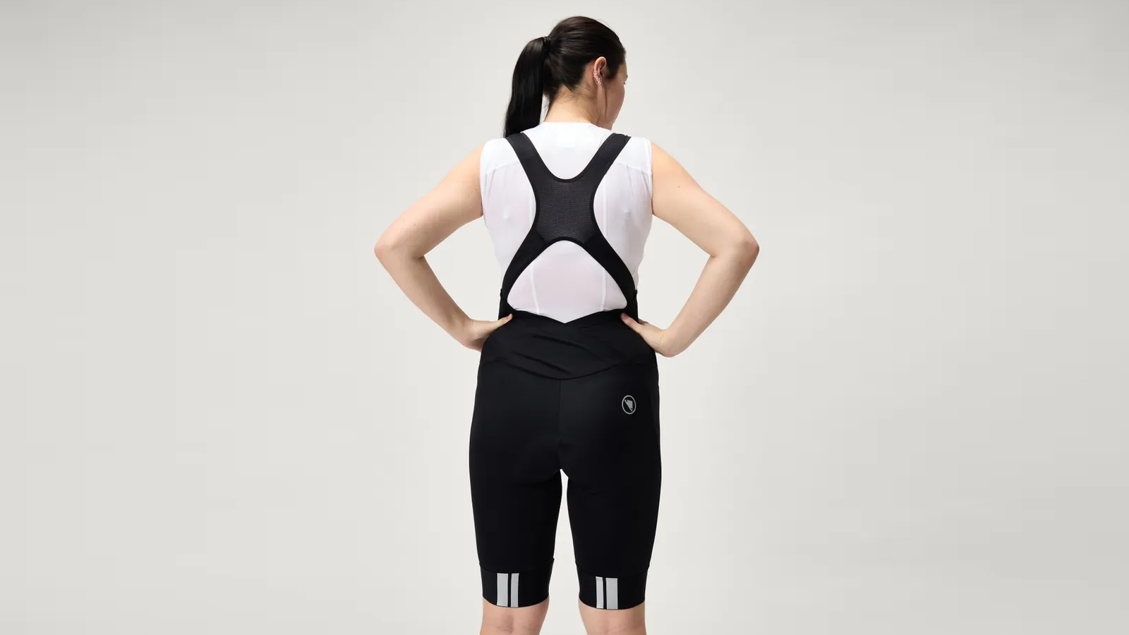 Endura womens fs60 dropseat shorts back view
