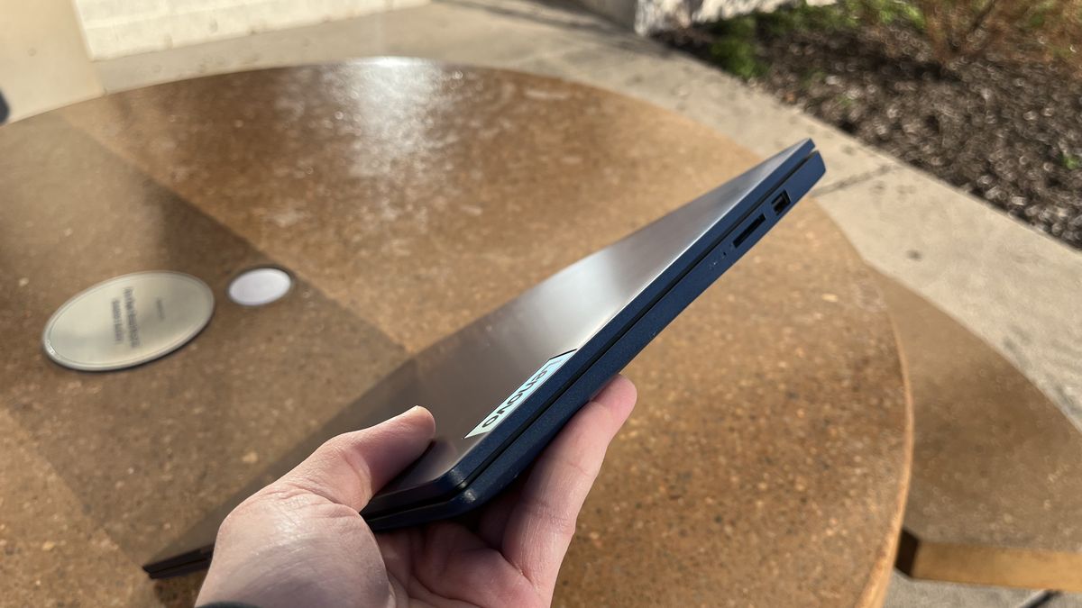 Lenovo IdeaPad Slim 3i review chic but cheap TechRadar