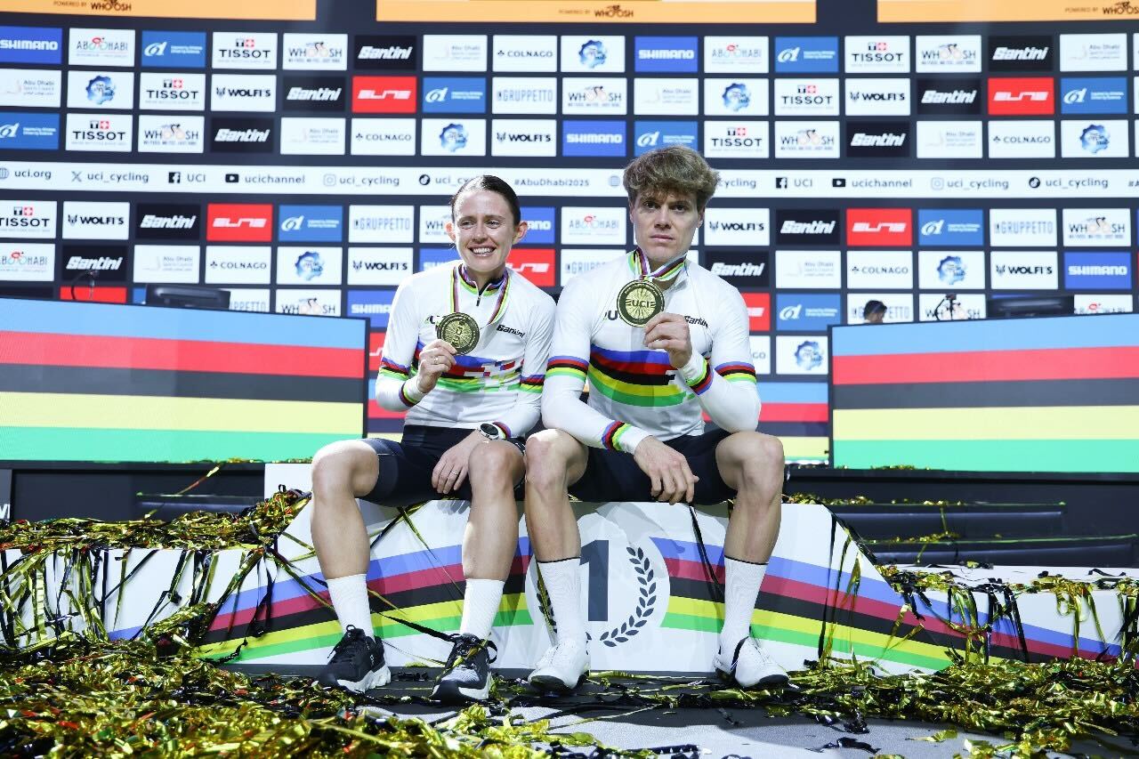 podium celebrations from 2025 uci esports cycling world champs