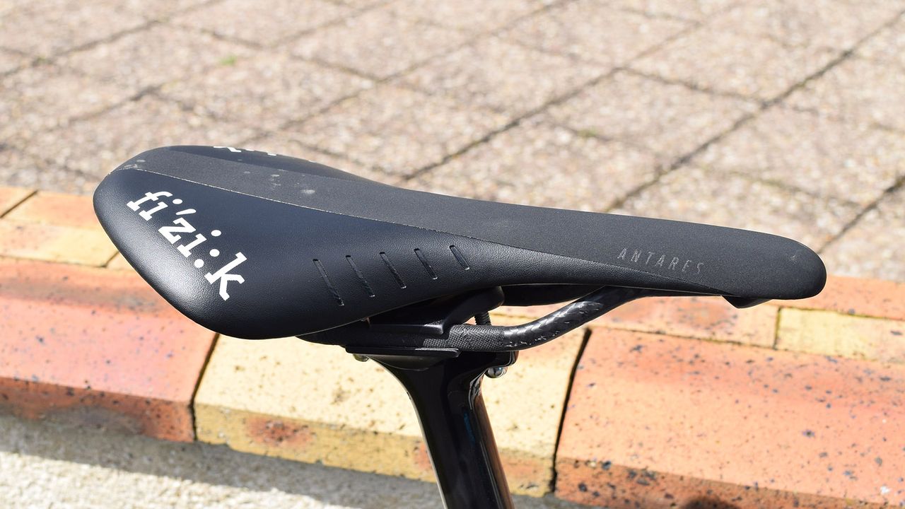 Julien Duval opts for a Fizik Antares saddle