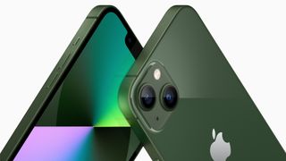 Apple iPhone 13 in green
