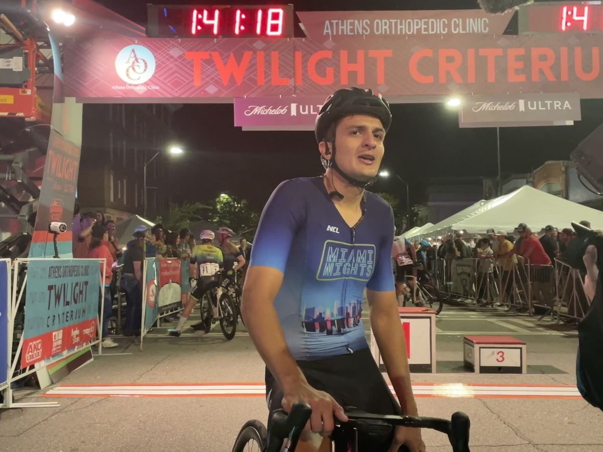 Men's repeat winner Bryan Gomez (Miami Nights)
