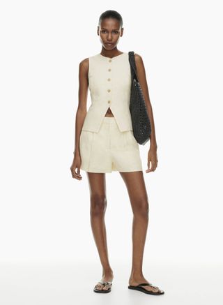 mNVAN6bogZoeiKfasMbhUf-320-80 31 اكتشافًا سهلاً ومرتفعًا من COS وAritzia وJ.Crew