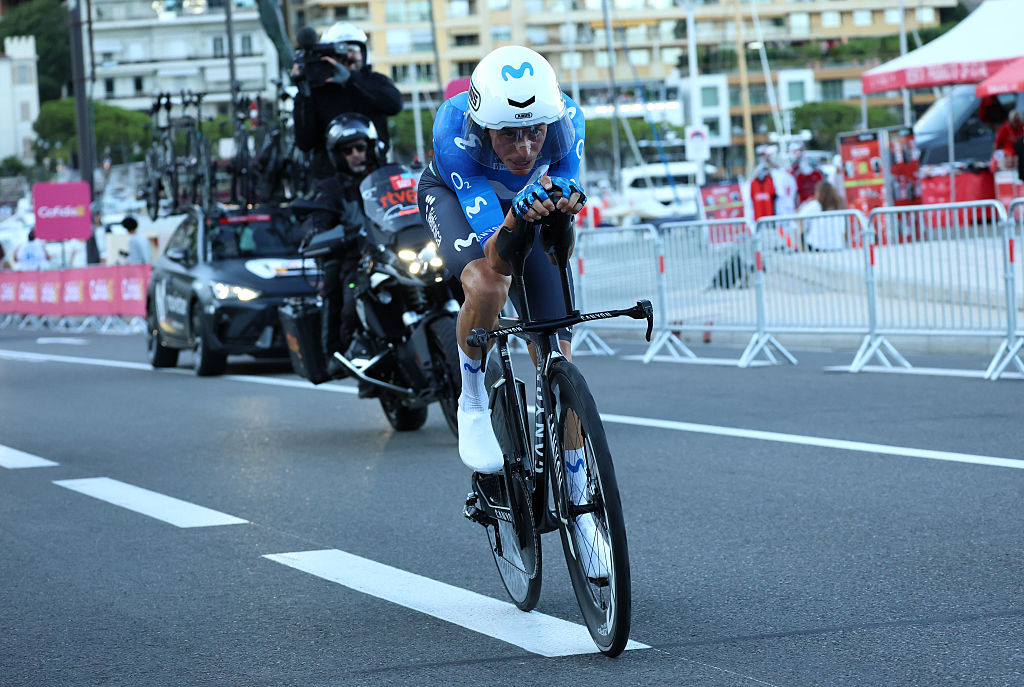Enric Mas on his time trial bike