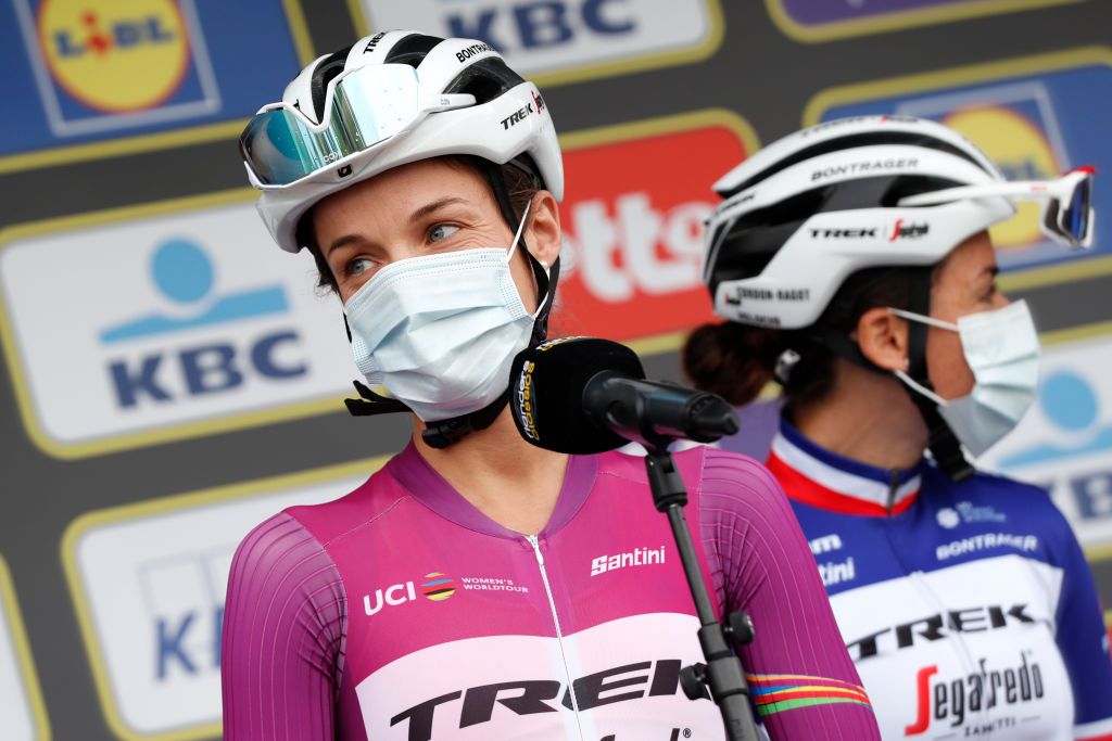 OUDENAARDE BELGIUM OCTOBER 18 Start Elisabeth DeignanArmitstead of The United Kingdom and Team Trek Segafredo UCI Leader Jersey Mask Covid safety measures Team Presentation during the 17th Tour of Flanders 2020 Ronde van Vlaanderen Women Elite a 1356km stage from Oudenaarde to Oudenaarde RVV20 FlandersClassic on October 18 2020 in Oudenaarde Belgium Photo by Bas CzerwinskiGetty Images