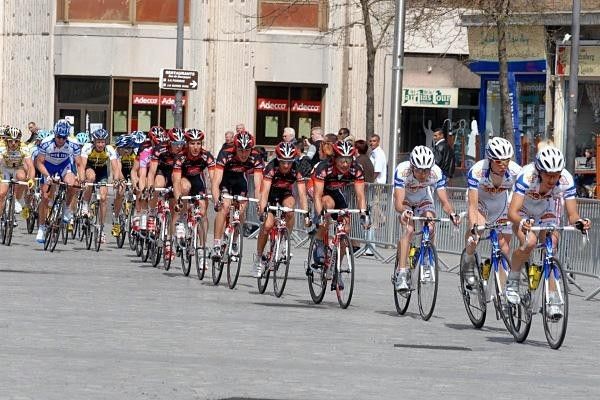 Caisse d'Epargne have confirmed six riders for their Tour de France team