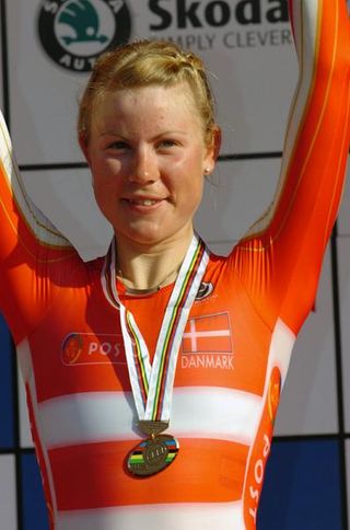 Linda Melanie Villumsen (Denmark) won the bronze medal.