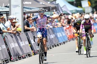 Roxsolt Attaquer's Peta Mullens wins day 3 of the 2019 Bay Crits in Williamstown