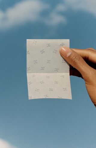 Plein Air blotting papers. Photography by Deo Suveera et Pamela Dimitrov