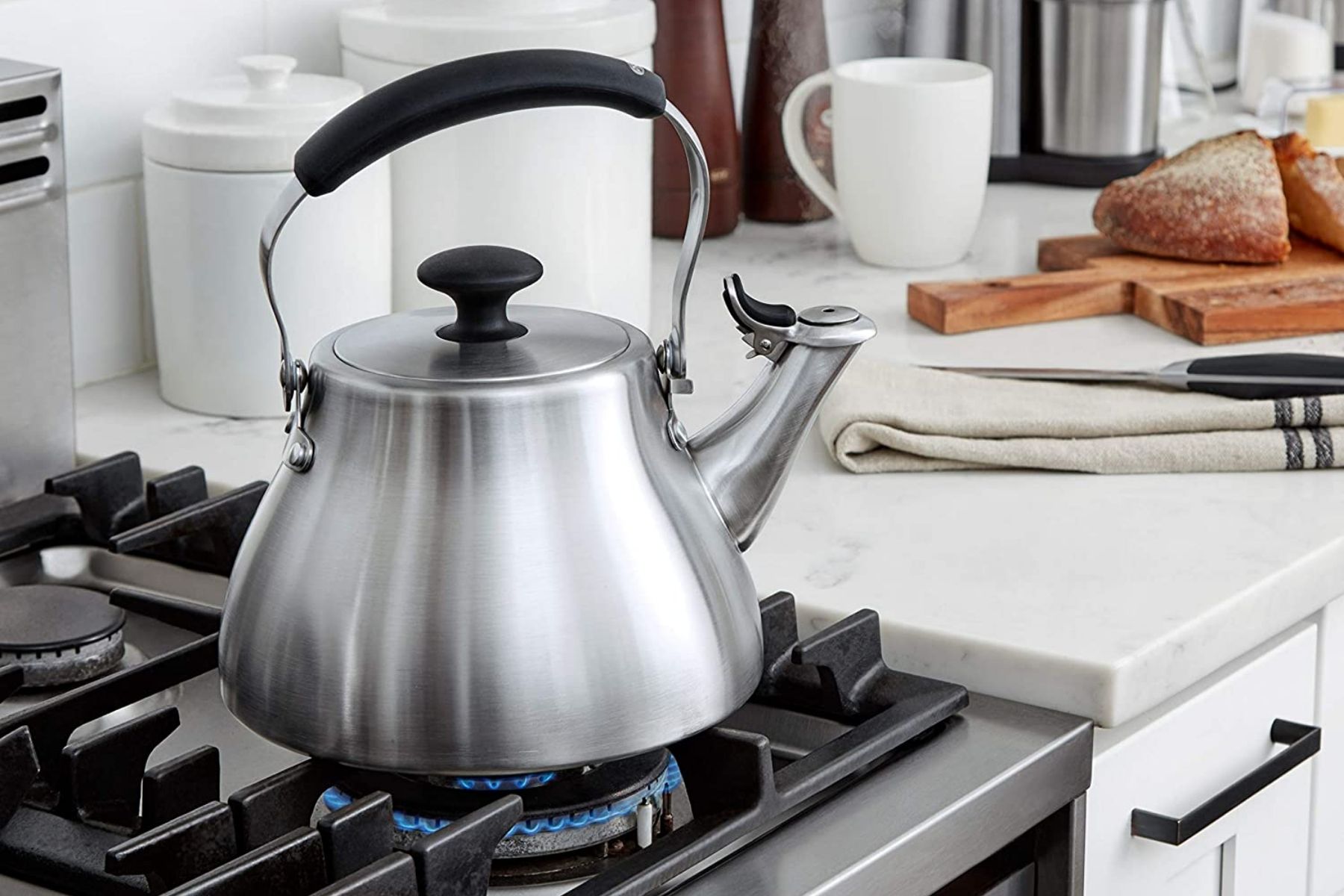 Best tea kettle 2022: 6 top stovetop kettles | Real Homes