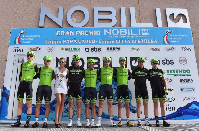 Cannondale-Garmin presented to the crowd
