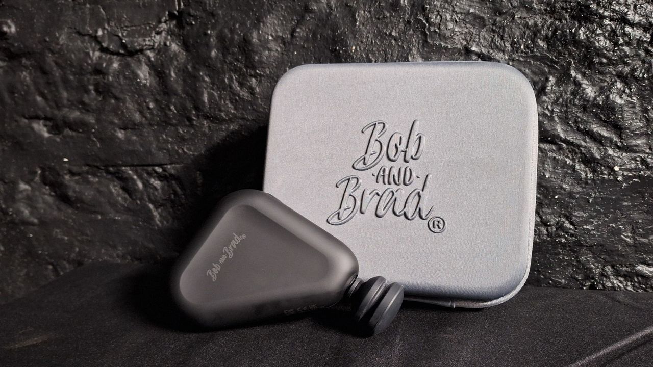 Bob and Brad Air 2 Mini Massage Gun Review: massage gun and travel case