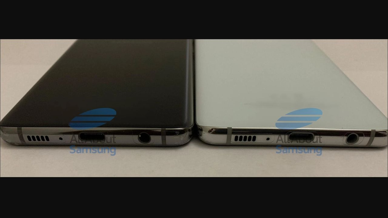 The headphone port is intact. Credit: AllAboutSamsung