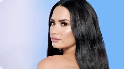 Demi Lovato attends the 2017 American Music Awards at Microsoft Theater on November 19, 2017 in Los Angeles, California.