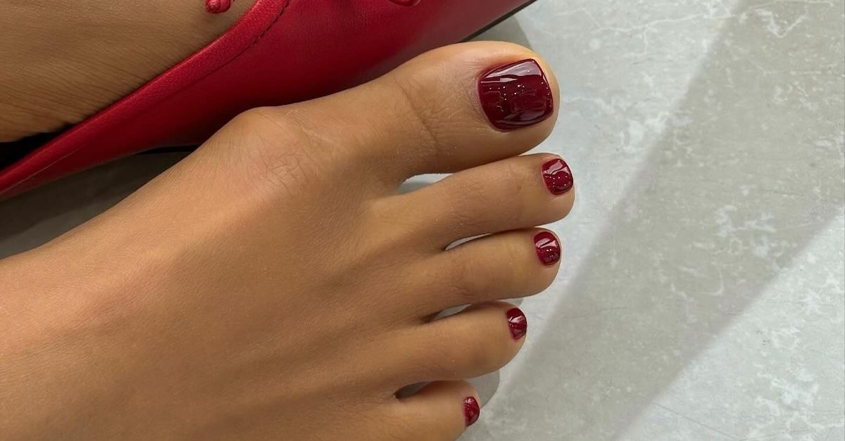 Found: The 5 Most Elegant Autumnal Pedicures for 2025