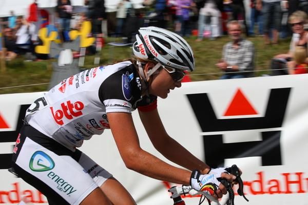 Grace Verbeke (Lotto Ladies Team) managed a short-lived breakaway