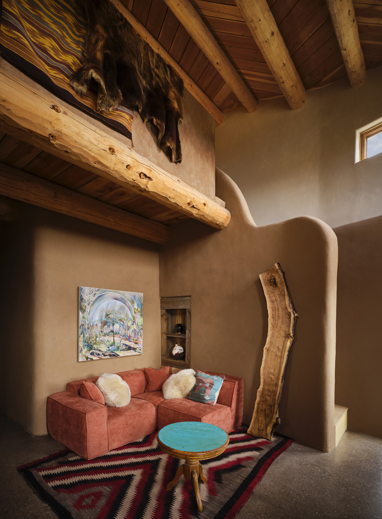 coyote house, home in the desert shaped like an animal's head