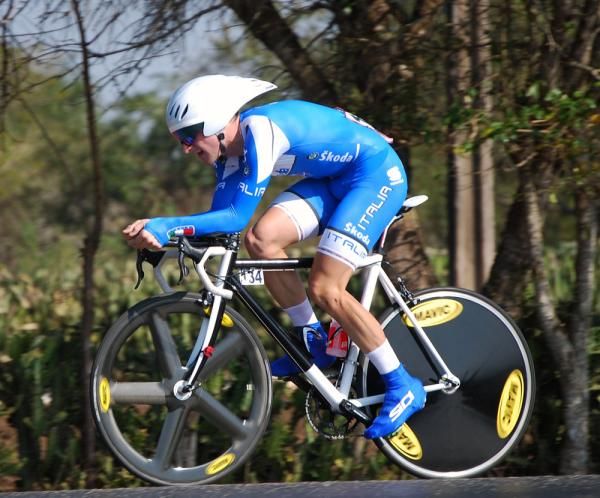 Elia Vivani (Italy) took a strong third, just 54 seconds down