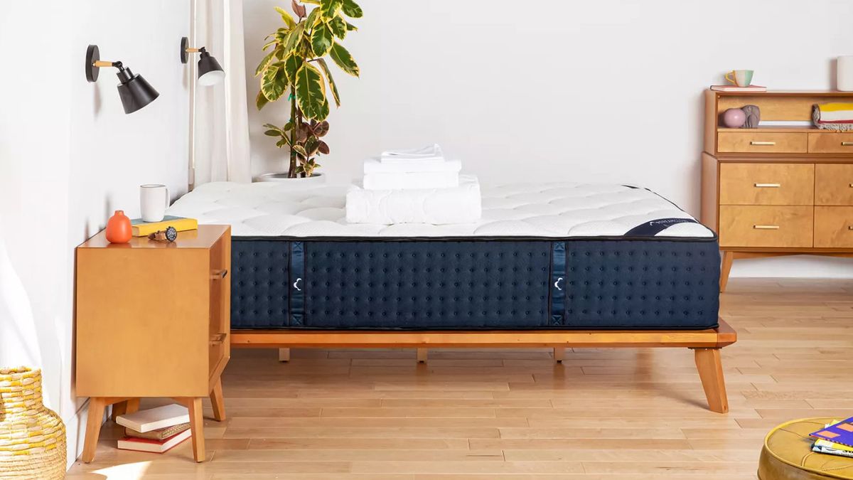 DreamCloud mattress review Cloudlike comfort without that sinking