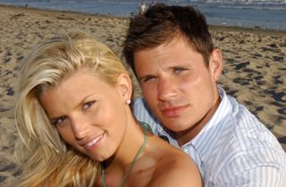 Nick Lachey and Jessica Simpson at an event
