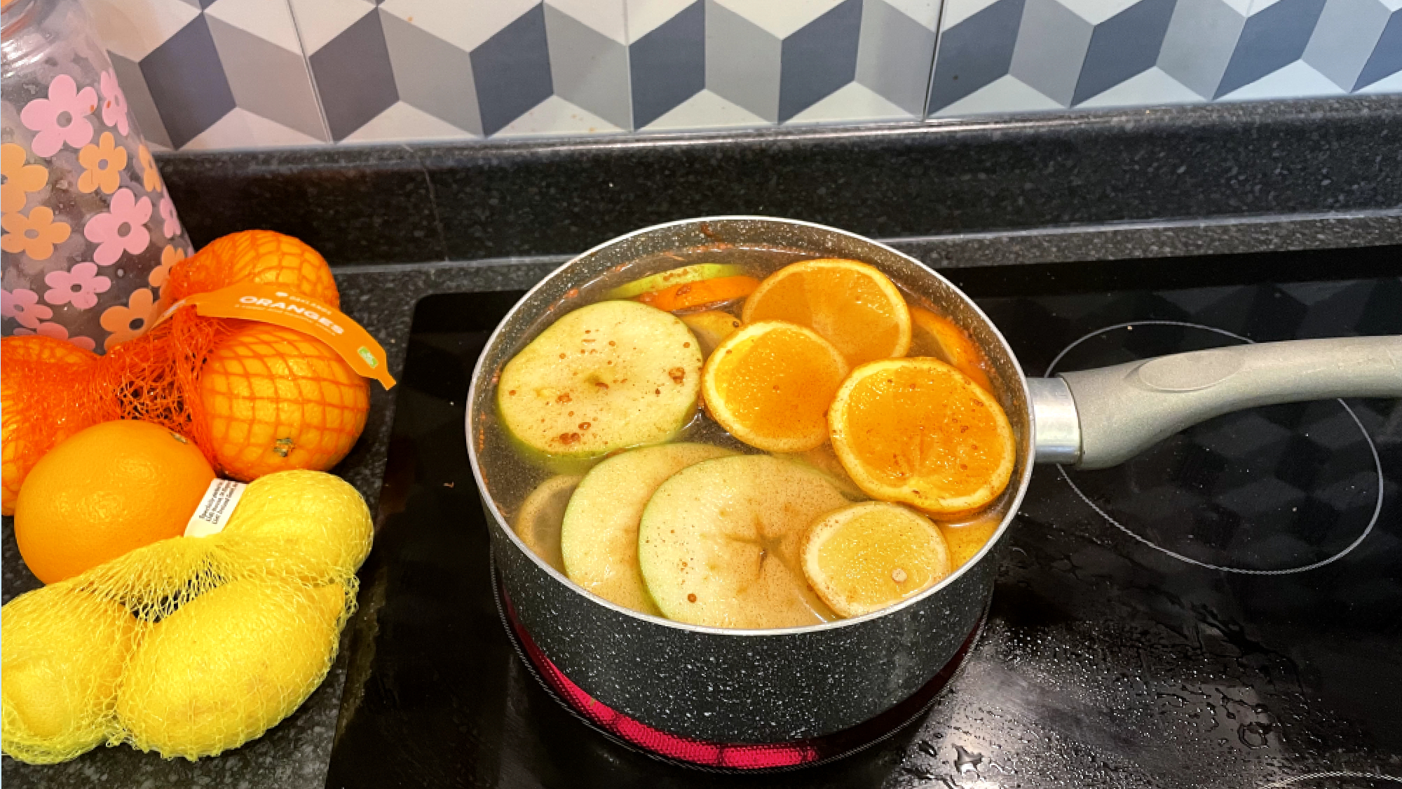 Simmer pot on countertop