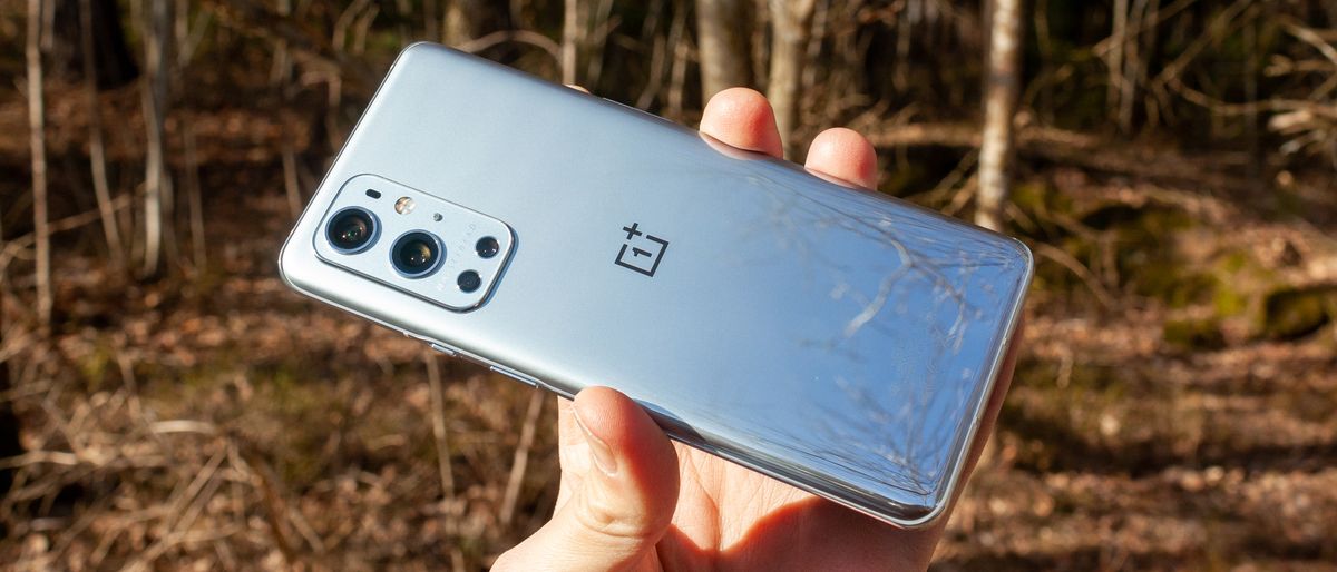 You are currently viewing OnePlus 9RT leaked renders give us the first look at the mid-range phone