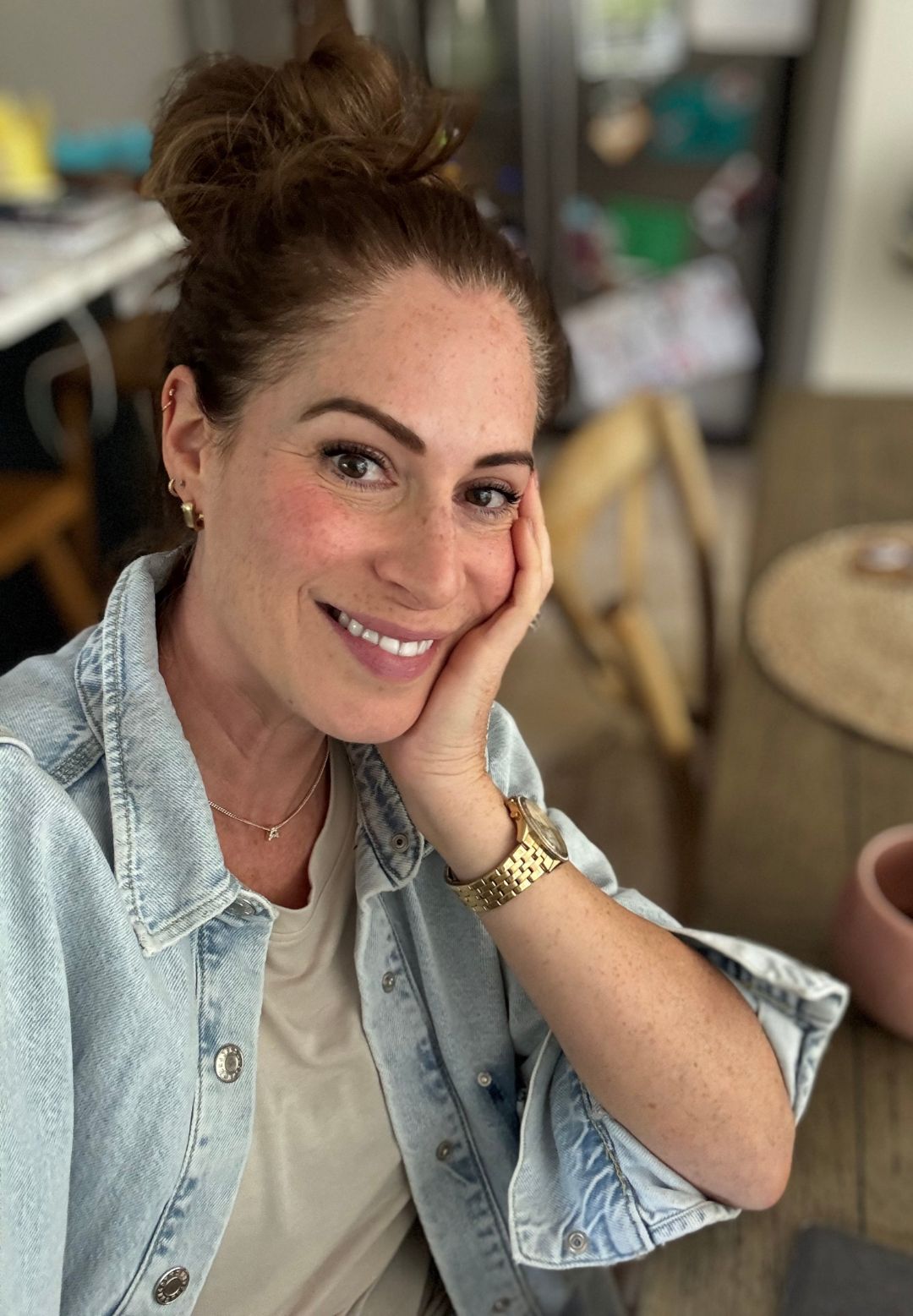 A selfie of health writer Anna Barrter during her week of listening to Able Heart's manifesting music