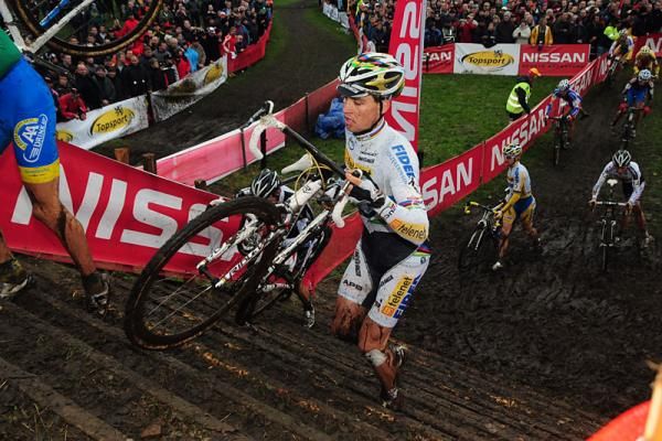 World champion Zdenek Stybar (Telenet - Fidea) runs the stairs.