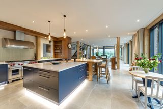 Contemporary kitchen extension in oak house