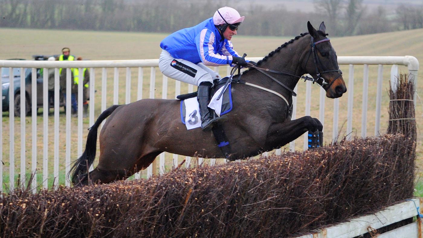 Victory Club, Alex Chadwick (1st) Maiden Race (Div2)