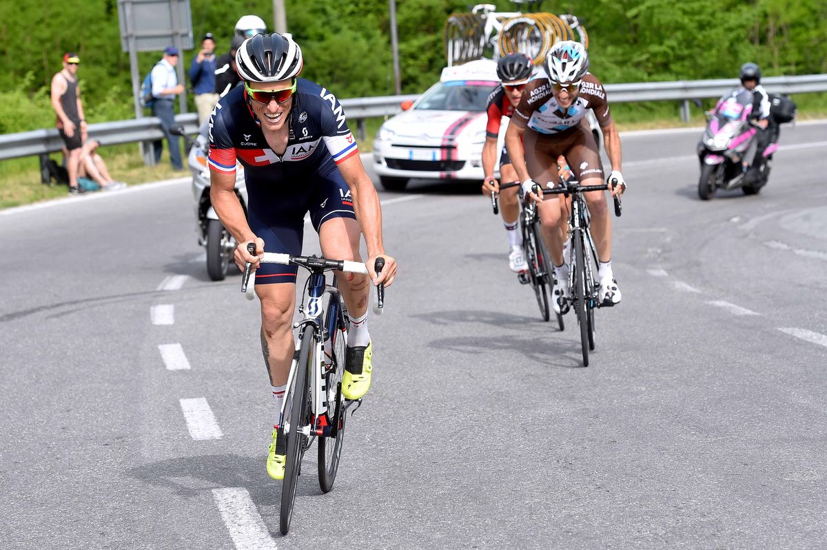 Chavanel attacks the breakaway